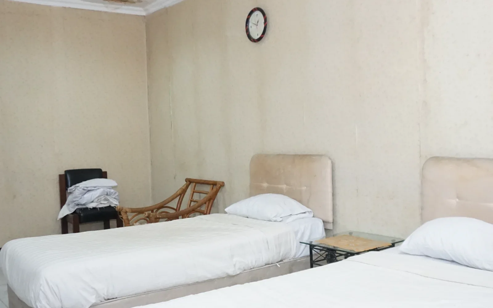 Laboratorium HouseKeeping