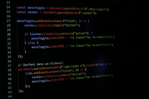 Apa Itu Vibe Code? Saat Ngoding Cuma Modal "Ngemeng" sama AI